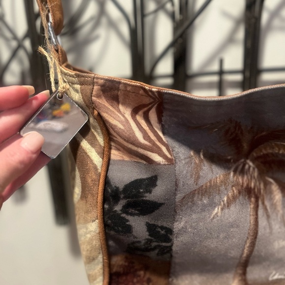 Sun and sand summer palm tree beach purse shoulder - Picture 2 of 3